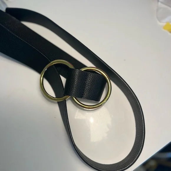 Black leather belt with gold circle buckle - Picture 2 of 2